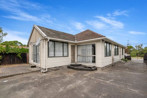 Photo of property in 77 Owles Terrace, New Brighton, Christchurch, 8061