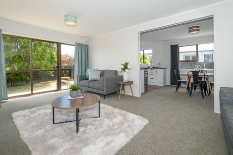 Photo of property in 27a Awamutu Grove, Waiwhetu, Lower Hutt, 5010