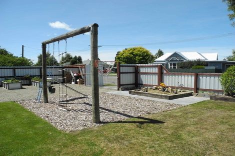 Photo of property in 30 Parsonage Road, Waimate, 7924
