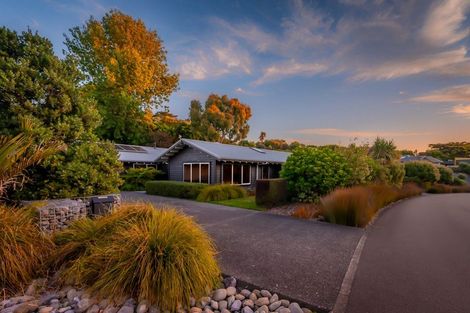 Photo of property in 4 Ferndale Drive, Waikanae, 5036