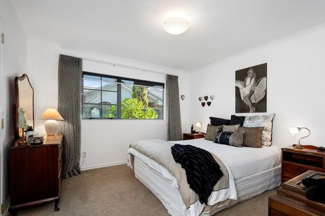 Photo of property in 100 Sovereign Drive, Papamoa Beach, Papamoa, 3118