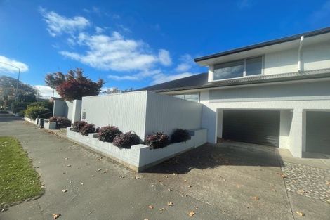 Photo of property in 150 Straven Road, Fendalton, Christchurch, 8014