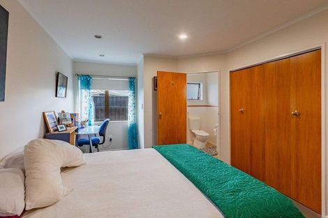 Photo of property in 22 Otatara Road, Taradale, Napier, 4112