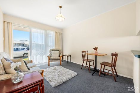 Photo of property in 8/238 Muritai Road, Eastbourne, Lower Hutt, 5013