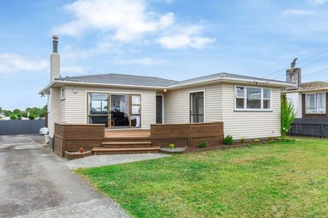 Photo of property in 10 Boon Street, Manurewa, Auckland, 2102