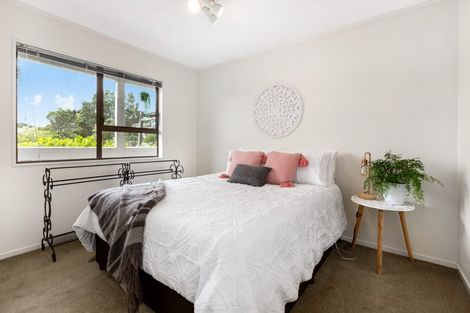 Photo of property in 12 Dominica Crescent, Grenada Village, Wellington, 6037