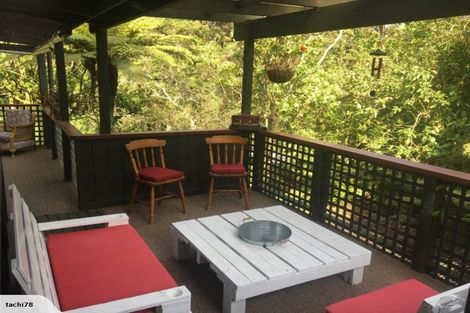 Photo of property in 83 Warner Park Avenue, Laingholm, Auckland, 0604