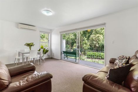 Photo of property in 2/14 Pegler Drive, Howick, Auckland, 2014