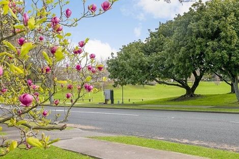 Photo of property in 1/54 Ray Small Drive, Pahurehure, Papakura, 2113