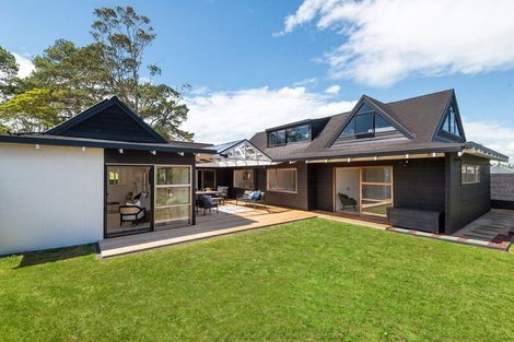 Photo of property in 86 Becroft Drive, Forrest Hill, Auckland, 0620