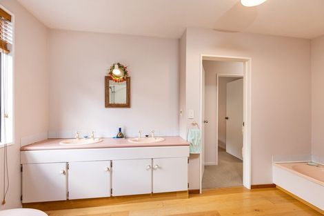 Photo of property in 12 St Omer Road, Saint Omer, Picton, 7282