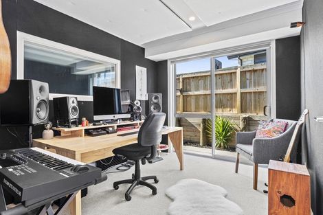 Photo of property in 56 Whakaturou Crescent, Pyes Pa, Tauranga, 3112