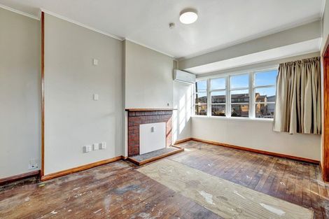 Photo of property in 12 Hardy Street, New Brighton, Christchurch, 8061