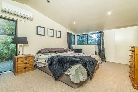Photo of property in 25 Victory Road, Laingholm, Auckland, 0604