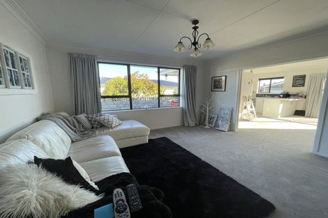 Photo of property in 86 Edinburgh Crescent, Waikiwi, Invercargill, 9810