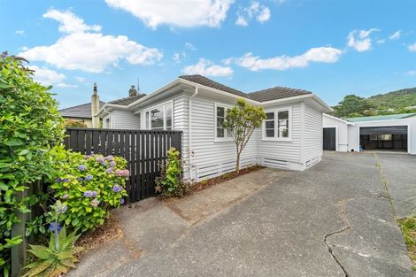 Photo of property in 62 Main Road, Wainuiomata, Lower Hutt, 5014