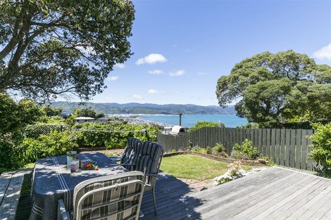 Photo of property in 50 Korokoro Road, Korokoro, Lower Hutt, 5012