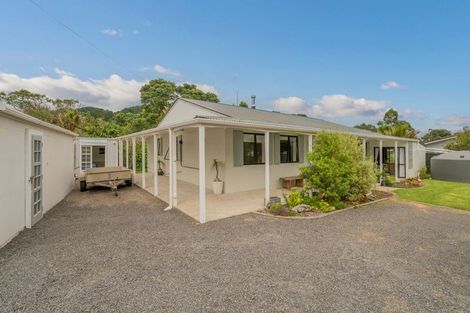 Photo of property in 281 Colville Road, Coromandel, 3584