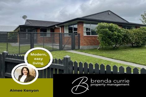 Photo of property in 25 Dorset Crescent, Hokowhitu, Palmerston North, 4410