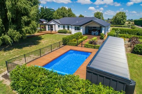 Photo of property in 737 Stoney Creek Road, Bunnythorpe, Palmerston North, 4470