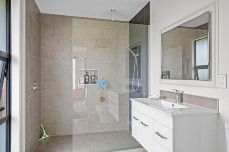 Photo of property in 57 Golden Road, Springvale, Alexandra, 9393