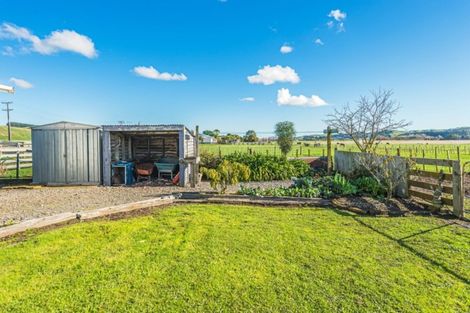 Photo of property in 689 Ruatangata Road, Whangaehu, Whanganui, 4581