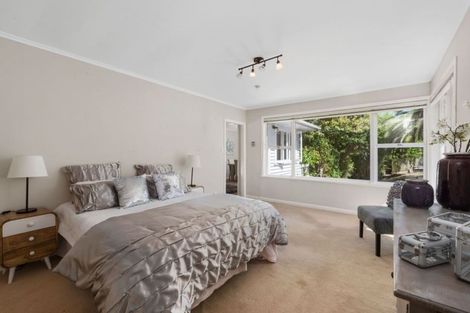 Photo of property in 18 Evan Street, Belmont, Auckland, 0622