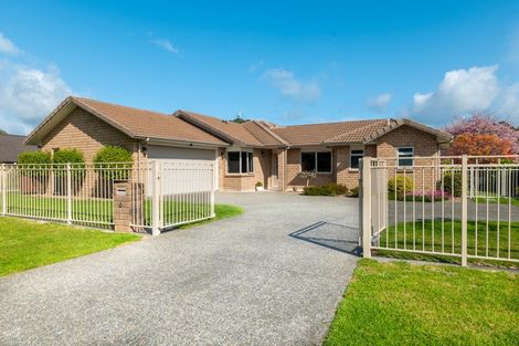 Photo of property in 6 Sunnybrooke Close, Welcome Bay, Tauranga, 3112