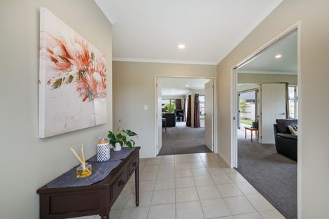 Photo of property in 25 Rodeo Drive, Kelvin Grove, Palmerston North, 4414