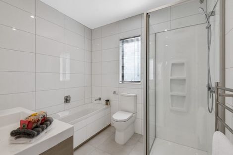 Photo of property in 4 Pepene Avenue, Takanini, 2112