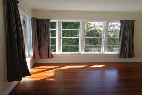 Photo of property in 29 Tamaki Bay Drive, Pakuranga, Auckland, 2010