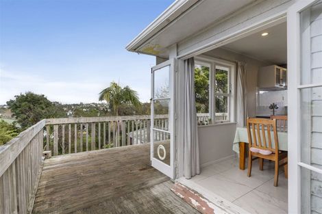 Photo of property in 4 Tonkin Drive, Sunnynook, Auckland, 0620