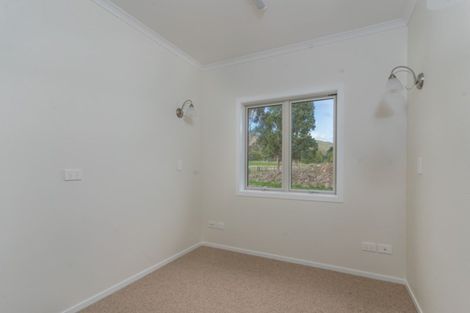 Photo of property in 672e Te Whiti Road, Te Whiti, Masterton, 5884