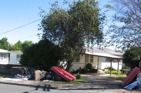 Photo of property in 18 Kiernan Place, Kelston, Auckland, 0602