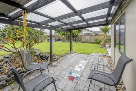 Photo of property in 9 Manuka Street, Otaki Beach, Otaki, 5512