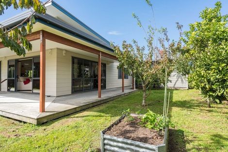 Photo of property in 10 Somners Way, Waipu, 0510