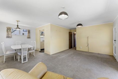 Photo of property in 24 Hartford Crescent, Totara Park, Upper Hutt, 5018