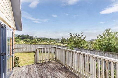 Photo of property in 43a Apple Terrace, Ranui, Porirua, 5024