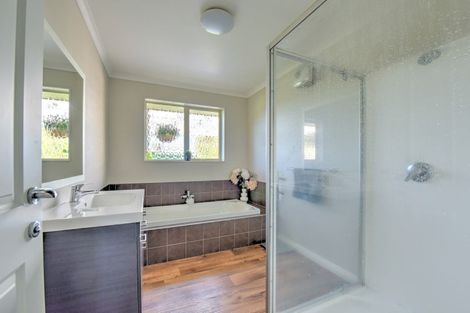 Photo of property in 99 Turner Street, Edendale, Wyndham, 9893