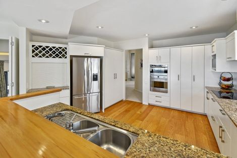 Photo of property in 37 Clyside Avenue, Half Moon Bay, Auckland, 2012