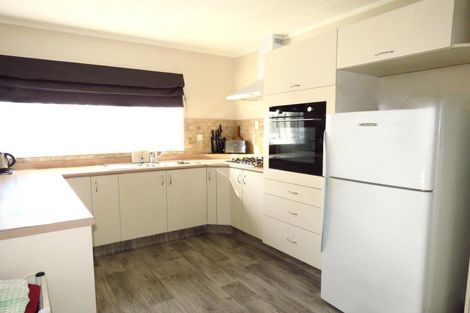 Photo of property in 10 Colvin Street, Westport, 7825