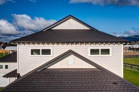 Photo of property in 4 Sunline Drive, Leamington, Cambridge, 3432