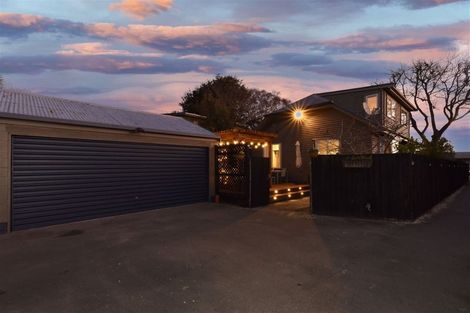 Photo of property in 104 Condell Avenue, Papanui, Christchurch, 8053