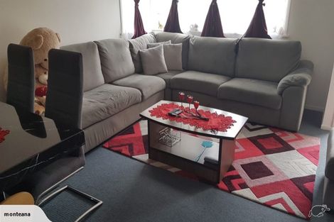 Photo of property in 298 Kirkbride Road, Mangere, Auckland, 2022