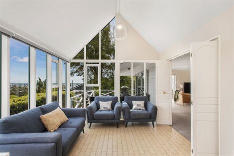 Photo of property in 4 Lady Polson Lane, Cashmere, Christchurch, 8022