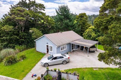 Photo of property in 43b Hook Road, Paparoa, 0571