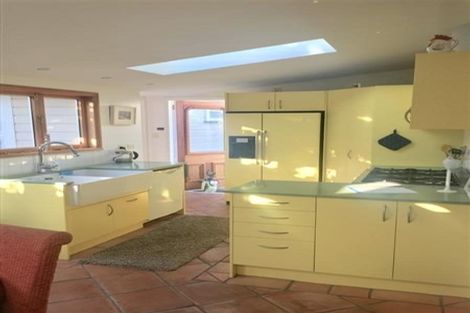 Photo of property in 5 South Street, Nelson, 7010