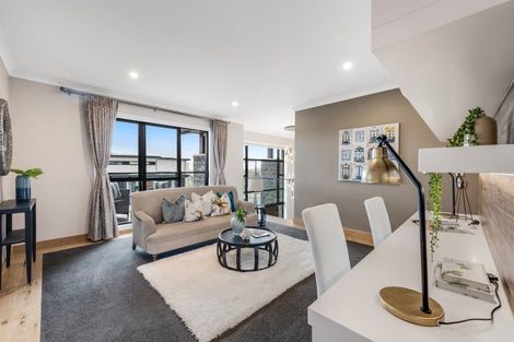 Photo of property in 45 Armstrong Farm Drive, East Tamaki Heights, Auckland, 2016