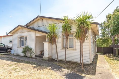 Photo of property in 68 Alma Road, Gonville, Whanganui, 4501