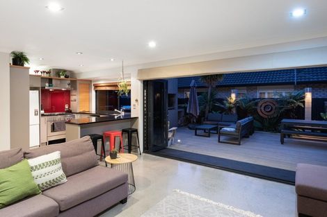 Photo of property in 618 Gloucester Road, Papamoa Beach, Papamoa, 3118